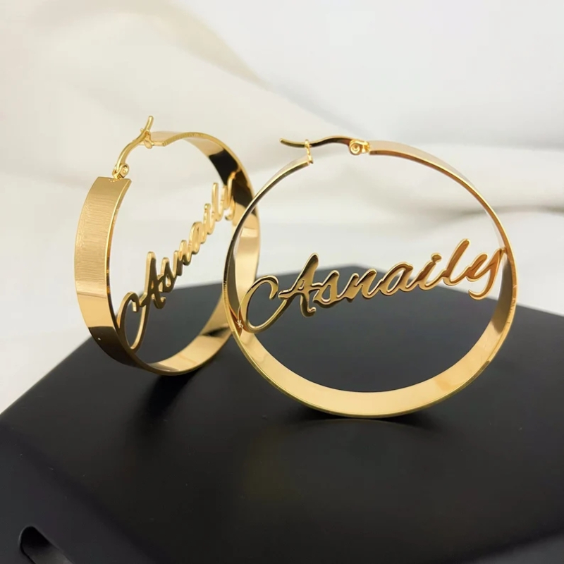 Women Fashion Name Ideas - Gepersonaliseerde naamoorbellen Op maat gemaakte 18K