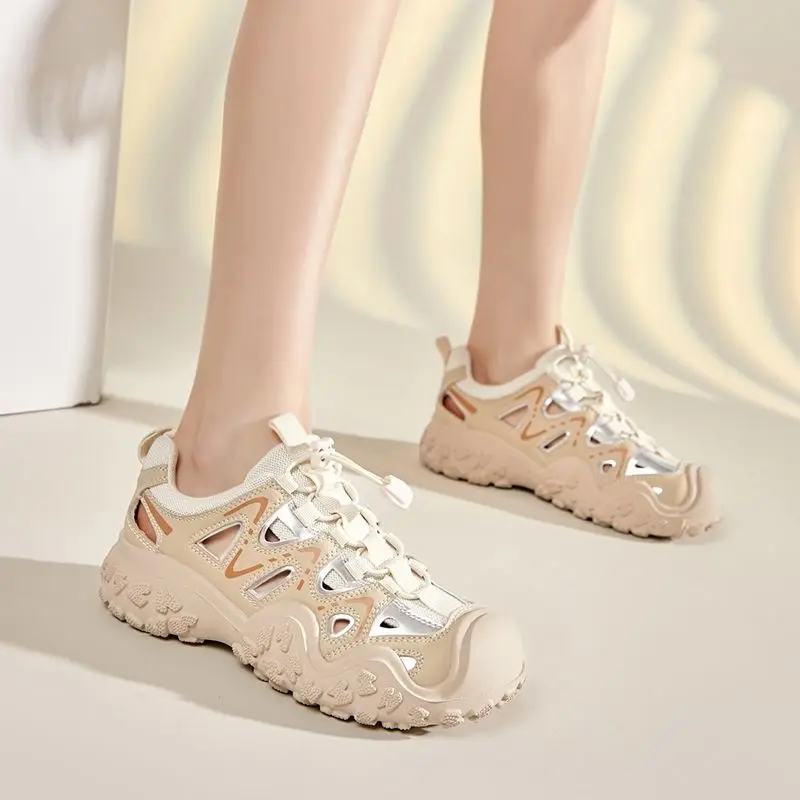 Women'S Fashion Trends Summer 2025 - Holle sportschoenen voor dames Stijlvol 39