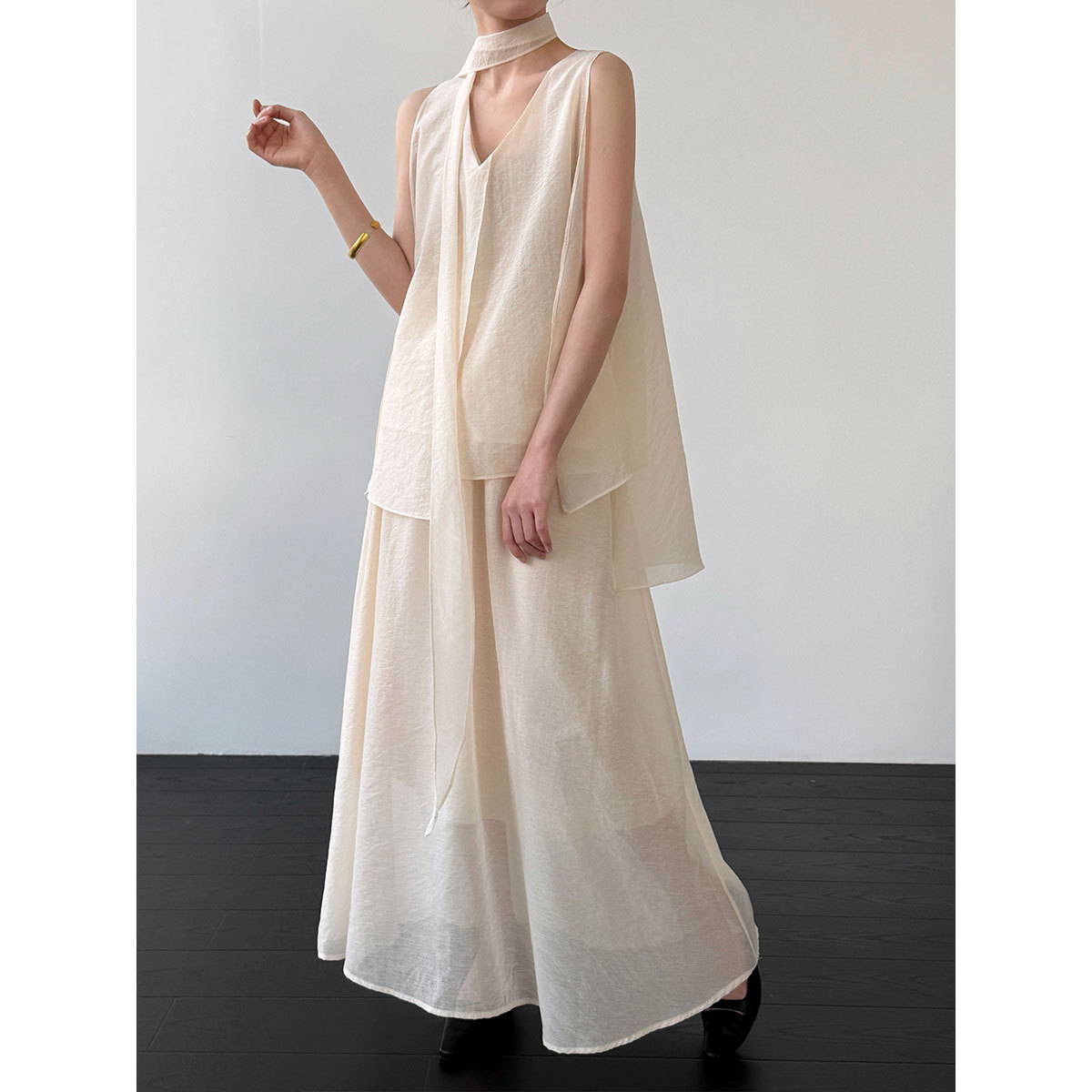 2026 Dames Kanten V-hals Mouwl - Women'S Fashion Trends Spring 2026 recensie en prijs