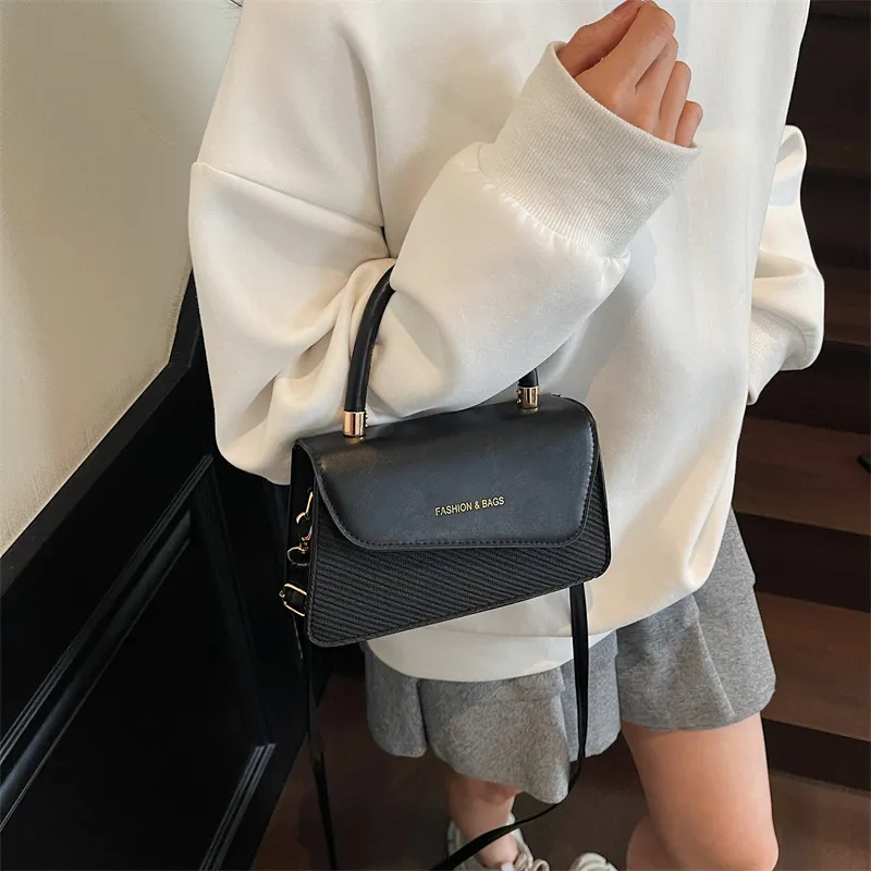 Dames kleine vierkante schoude - Women Fashion Designer recensie en prijs
